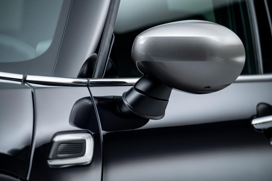 Детали экстерьера Mini Cooper Clubman (F54) 2019 года  (WW) (фото 9 из 31)
